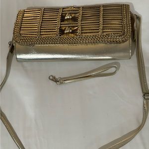 AUTHENTIC 
Gold Nichole lee crossbody purse